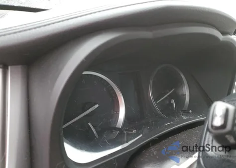 2019 Toyota Highlander Se z USA, uszkodzony, nr VIN 5TDJZRFH0KS943792